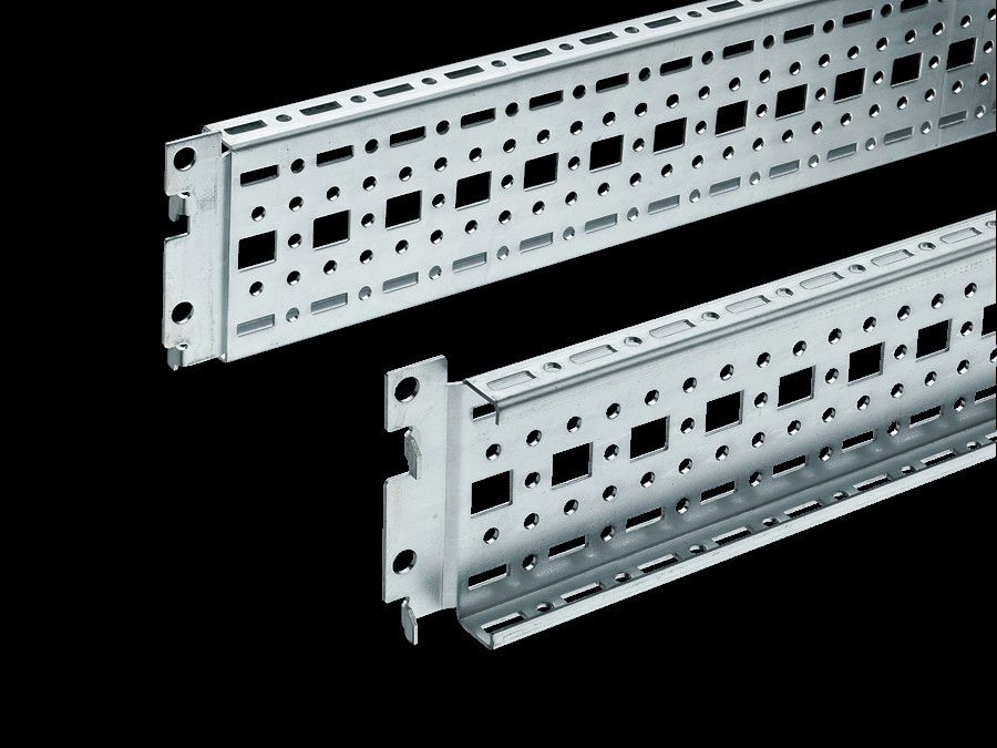 8612060 - TS montaj rayı 17 x 73 mm